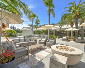 Hilton Irvine Orange County Airport - Irvine - Binnenhof