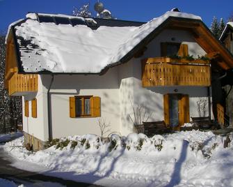 \'The Little House\' Your Home For Holidays In The Mountain Cin It030117c26w8zx9ec - Tarvisio - Edificio