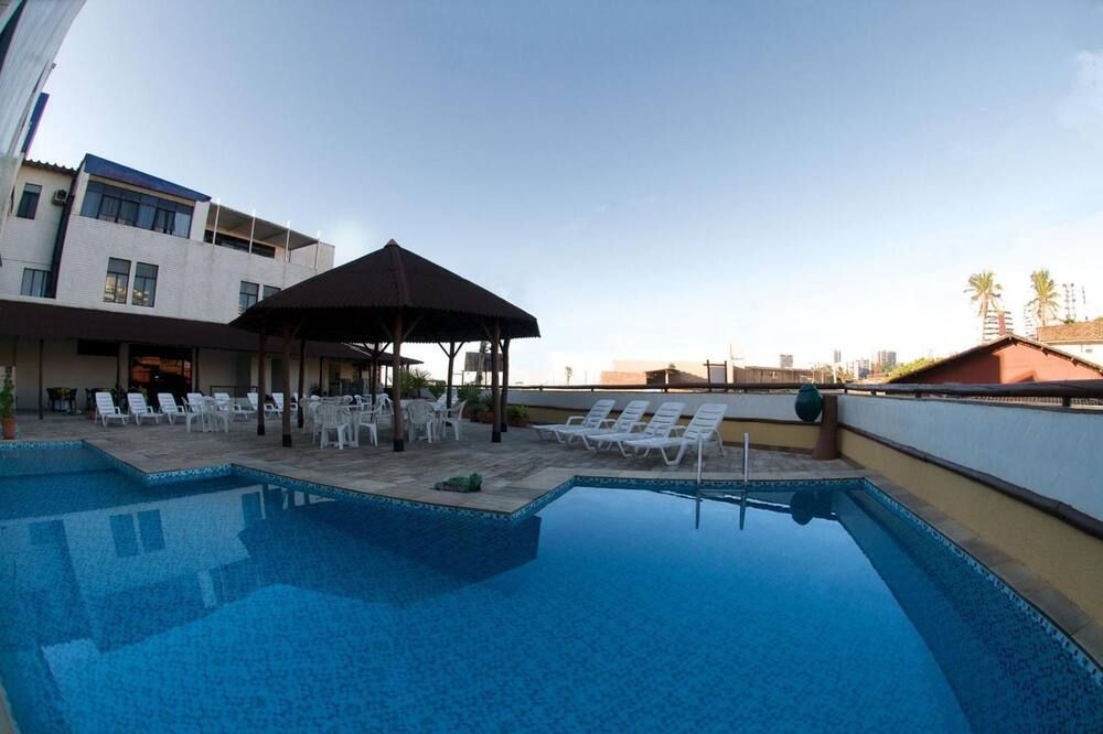 ريدي آندري بلازا سالفادور - سلفادور - حوض السباحة