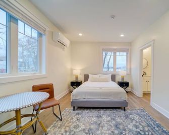 Stay on Clay - Suite #5 - Muskegon - Slaapkamer