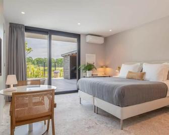Hello Zeeland - Summum Suites - Domburg - Yatak Odası
