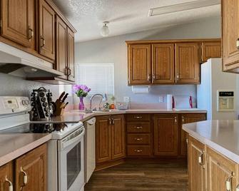 Sun Angel House #1 Pahrump - Pahrump - Kitchen