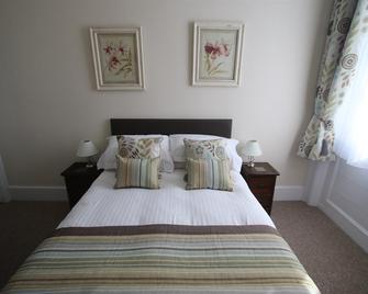 Spring Garden Apartments - Gosport - Bedroom