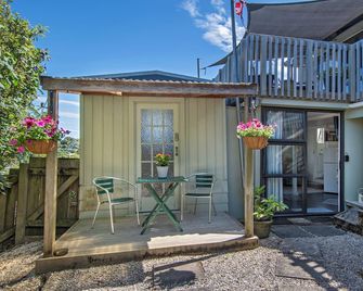 A Hidden Gem - Whangarei Holiday Home - Whangarei - Patio