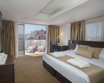 Amorgos Boutique Hotel - Lárnaca - Habitación