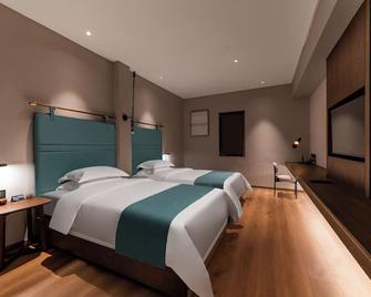 Yat House - Cantón - Habitación