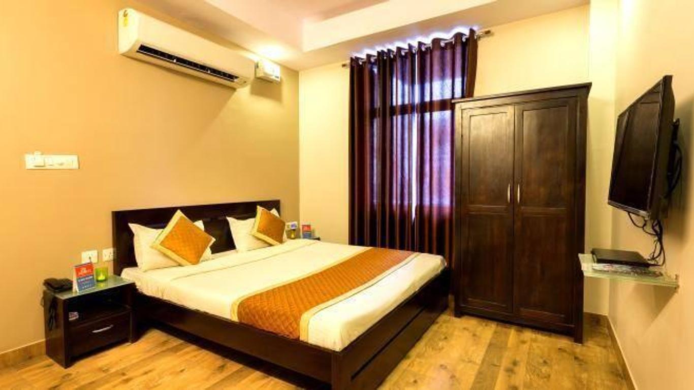 Travelers Lodge