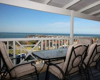 Sir Roys At The Sea - Port Elizabeth - Balcony