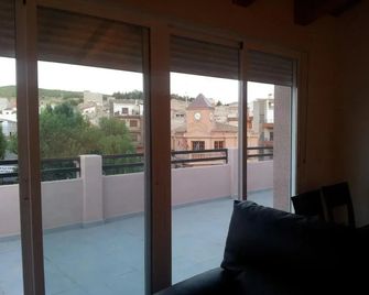 Hostal Central - Fuente-Álamo - Balcony