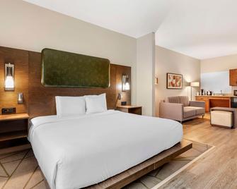 Best Western Plus Riata - Brownwood - Bedroom