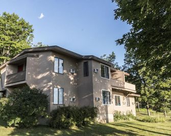 Birchmont Motel - Marquette - Rakennus