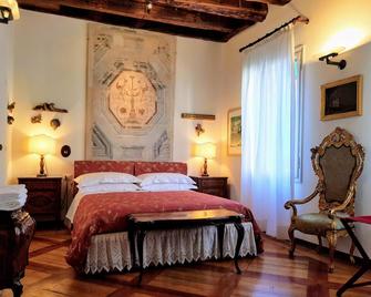 Palazzo Morosini Brandolin Dimora Romant - Venice - Bedroom