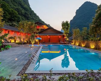 Yangshuo Ancient Garden Boutique Hotel - Guilin - Pool