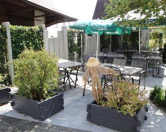 Gasthof zum Ochsen - Waldstetten - Patio