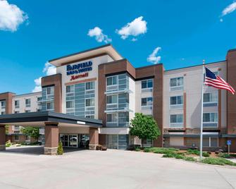 Fairfield Inn and Suites by Marriott Omaha Downtown - אומהה - בניין