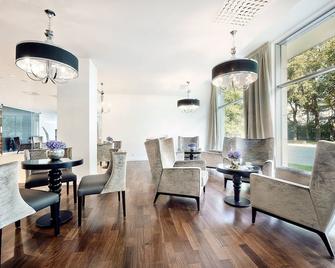 Diune Hotel by Zdrojowa - Kolobrzeg - Living room