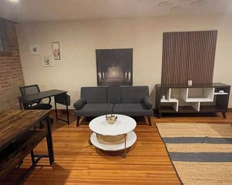 Cheesman Park Studio - דנבר