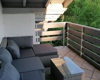 Vacation apartment with a fantastic view in a quiet location! - Waldkirchen - Balkon