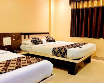 Hotel Sai Balaji - Shirdi - Bedroom