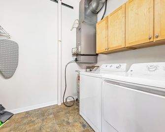 Lafayette 421 I Spacious and Cozy 1Bd/1Bd - San Luis - Lavandería