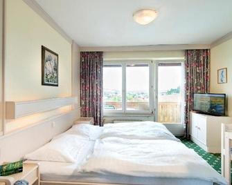 Hotel Walkner - Seeham - Bedroom