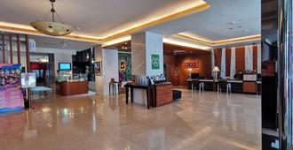 Azure Hotel - Hualien City - Lobby