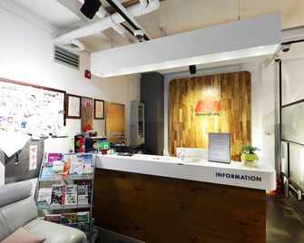 Stay7 Myeongdong - Seoul - Front desk