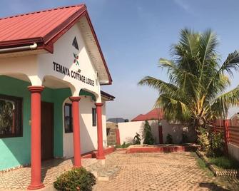 Temaya Cottage Lodge - Tamale - Budova
