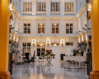 Grand Palace Brno - Small Luxury Hotels of the World - Brno - Ingresso