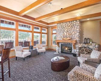 Yes World Class Fun - Deer Harbor - Lounge