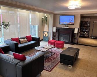 The Glengate Hotel & Suites - Niagara Falls - Lobby