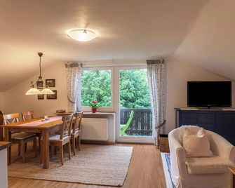Ferienwohnung Brigitte - Garmisch-Partenkirchen - Dining room