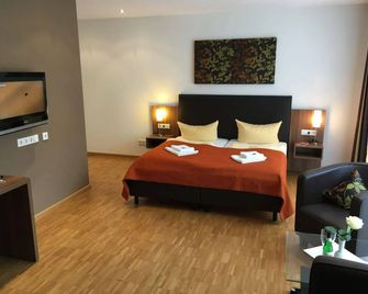 Schroeders Stadtwaldhotel - Treviri
