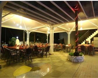 Maples Jacks Place - Cavelossim - Restaurant