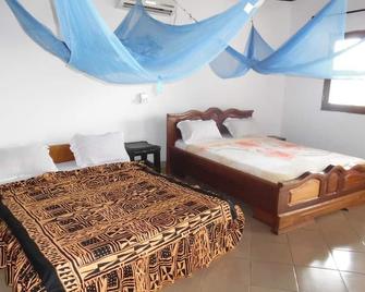 Tsaben Beach Hotel - Limbe - Camera da letto