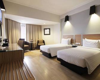 Hotel Santika Premiere Jogja - Yogyakarta - Bedroom