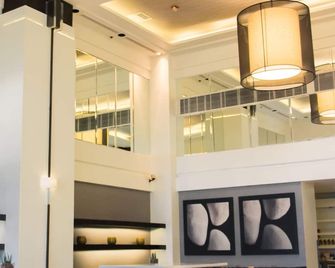 Seda Ayala Center Cebu - Cebu City - Lobby