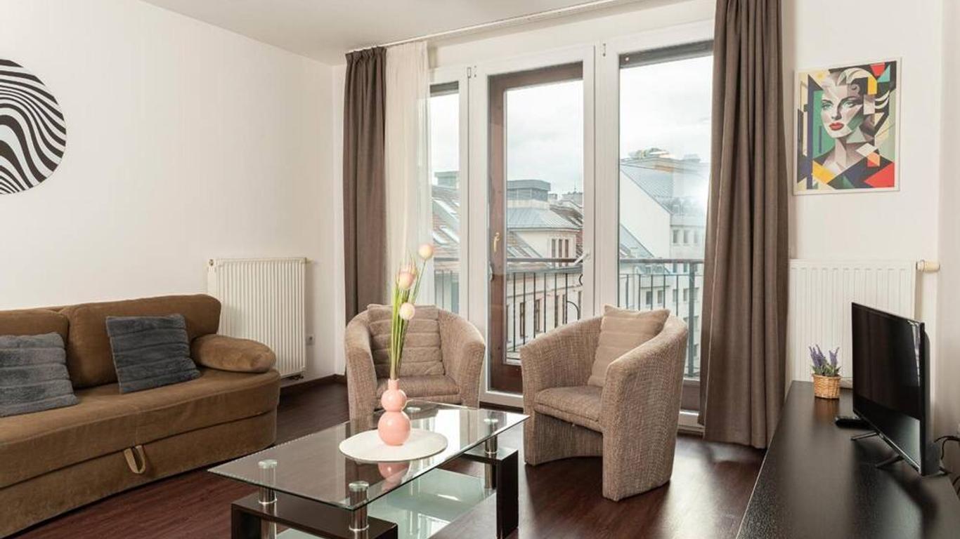 Gozsdu Court Budapest