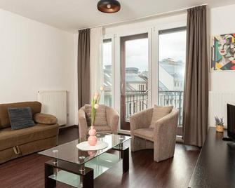 جوزدو كورت بودابيست - بودابست - غرفة معيشة