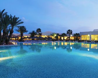 Iberostar Waves Mehari Djerba - Houmt Souk - Pool