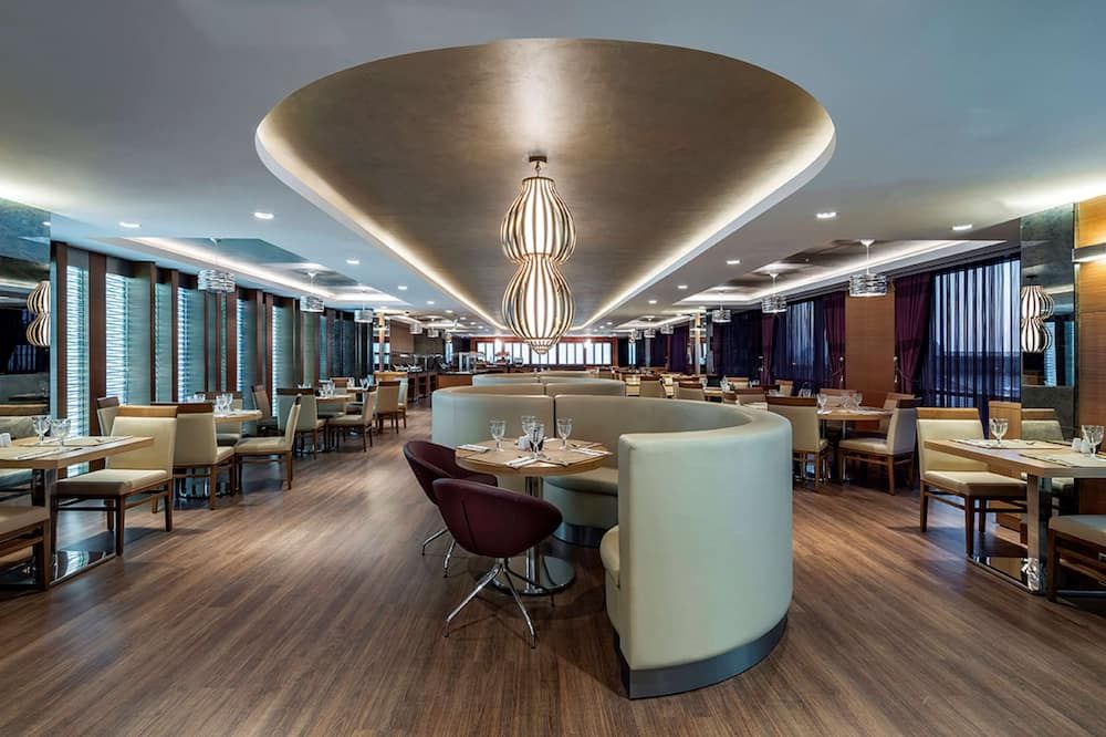 DoubleTree by Hilton Istanbul Topkapi - איסטנבול - מסעדה