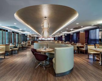 DoubleTree by Hilton Istanbul Topkapi - איסטנבול - מסעדה