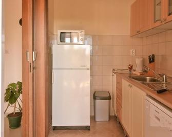 Apartments Bernic - Медулін - Кухня
