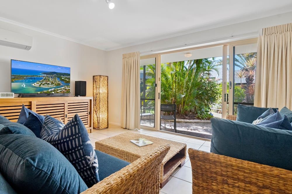 Beach Breakers Resort - Noosa Heads