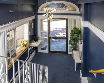 Economy Double Room with Private External Bathroom - 舊金山 - 階梯