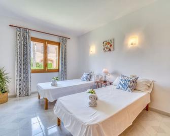 Ideal Property Mallorca - Rosas 28 - Sa Coma - Bedroom