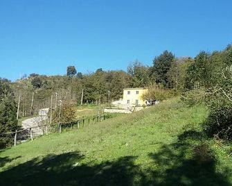 Small fine apartment in the green with sea views and terrace in the Cilento - Tortorella - Vista del exterior