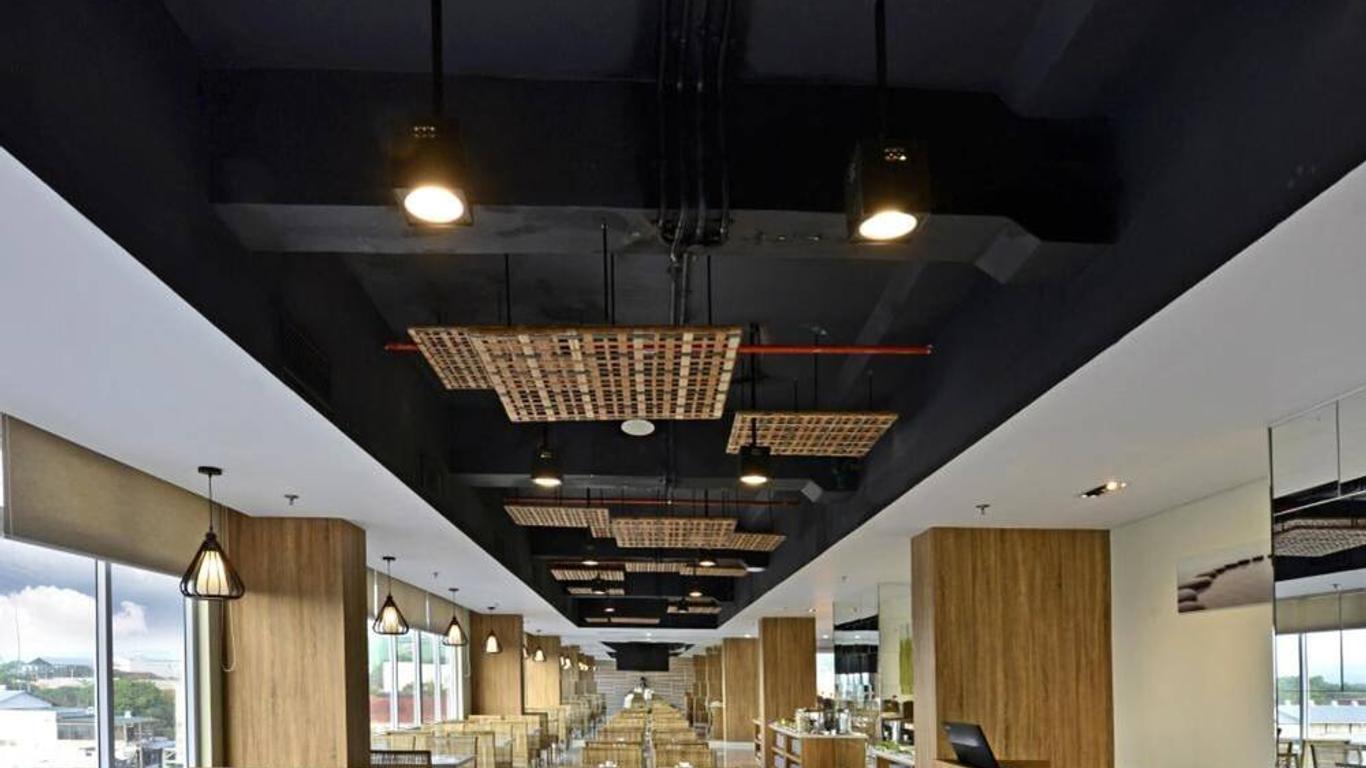 Whiz Prime Hotel Basuki Rahmat Malang