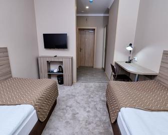 Victoria Hotel - Oral