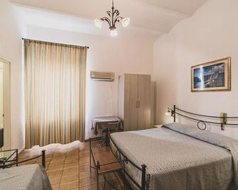 Hotel Alfiero - Porto Santo Stefano - Ložnice